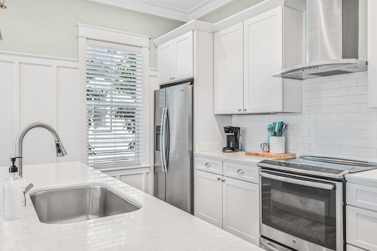 CESSNA LANDING - Residential