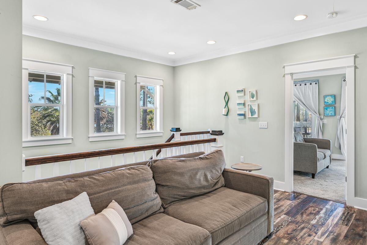 CESSNA LANDING - Residential