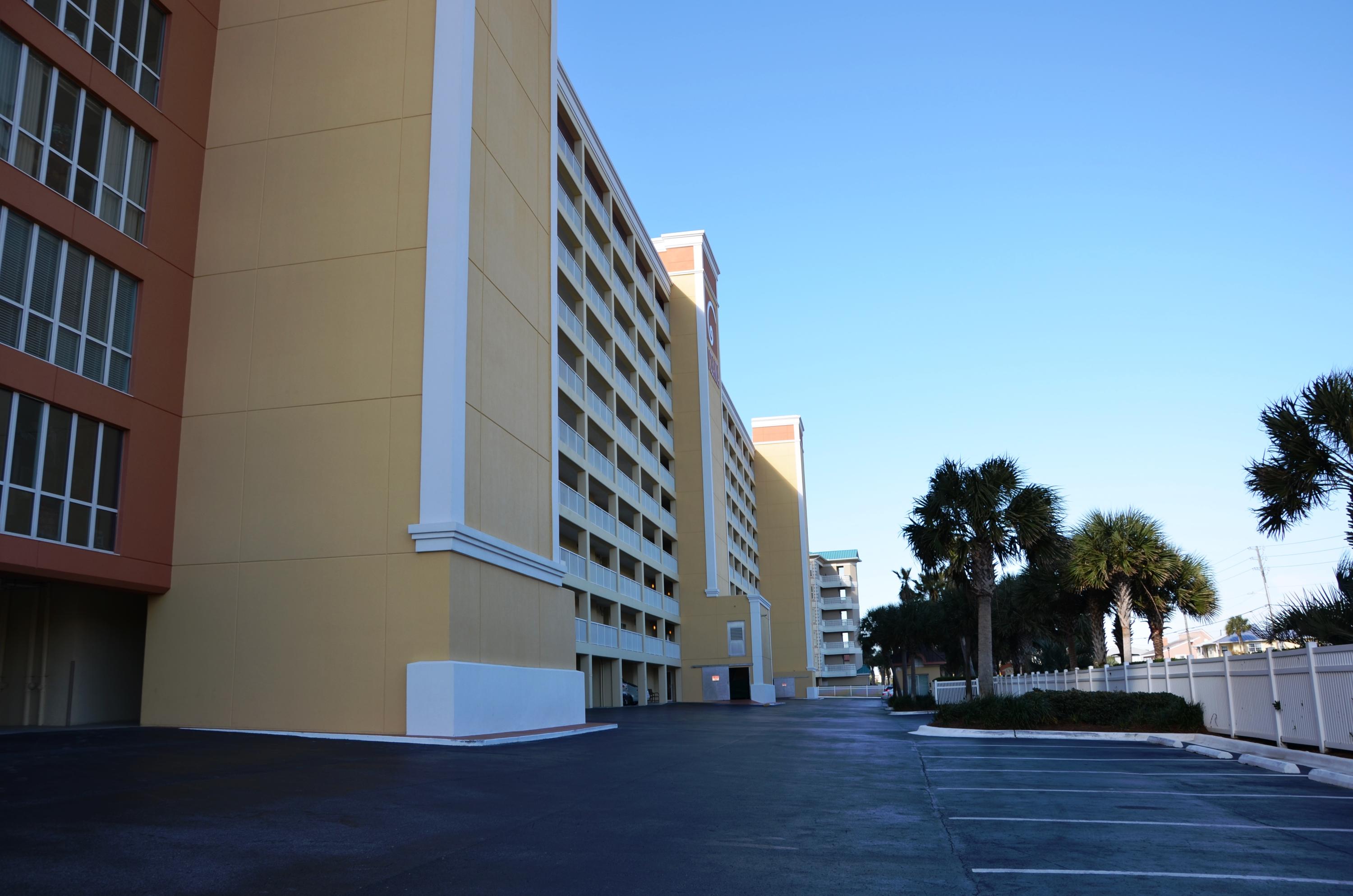 OCEANIA CONDO - Residential