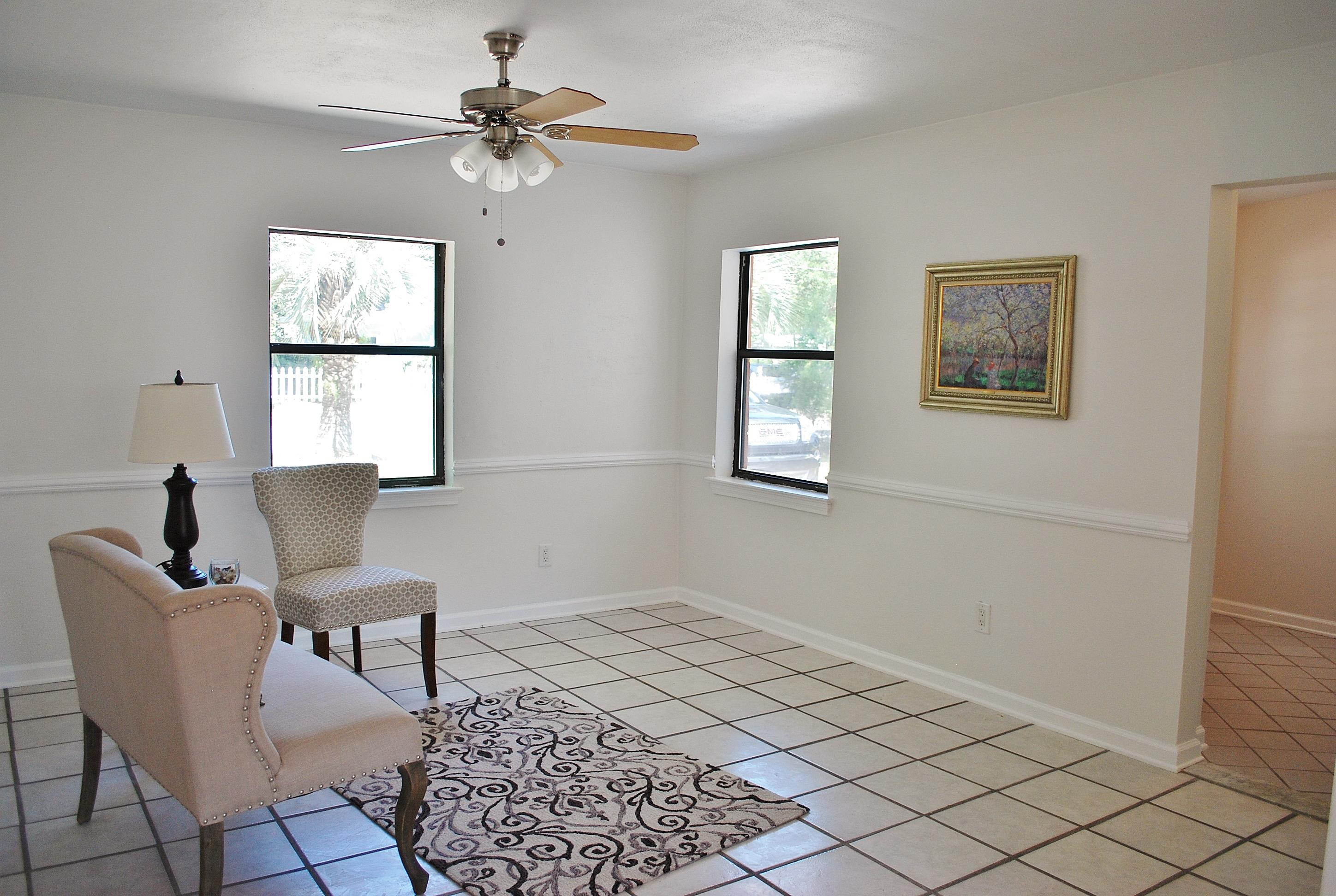 Elliotts Point 7th Addn - Residential