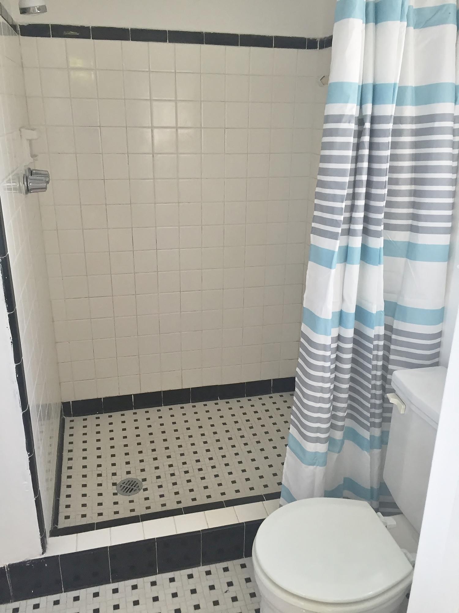 Elliotts Point 7th Addn - Residential