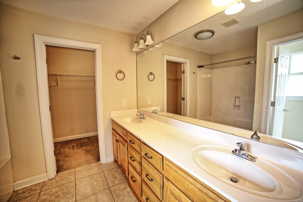 INDIAN LAKE - Residential Lease