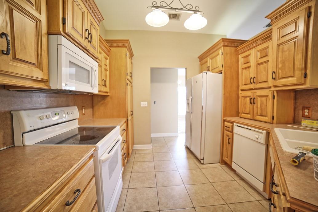 INDIAN LAKE - Residential Lease