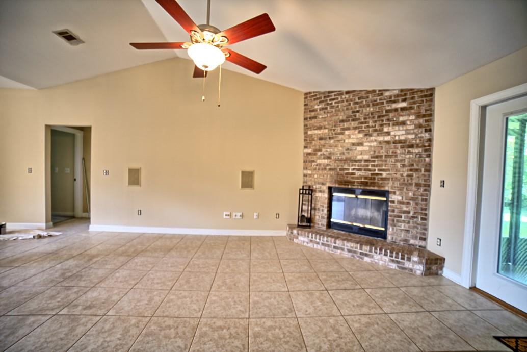 INDIAN LAKE - Residential Lease