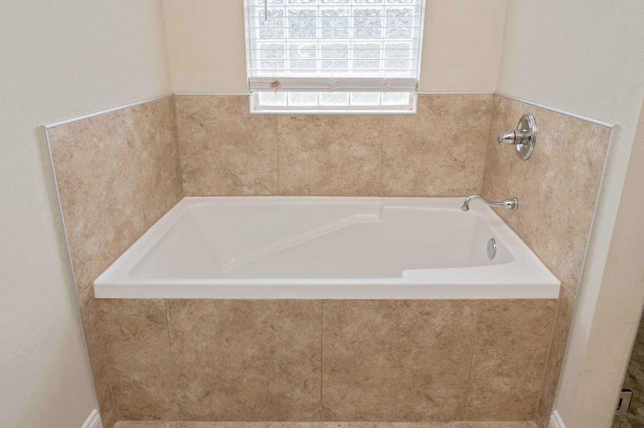 CHANAN ESTATES 1ST ADDN - Residential