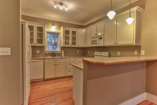 MAGNOLIA BEACH - Residential