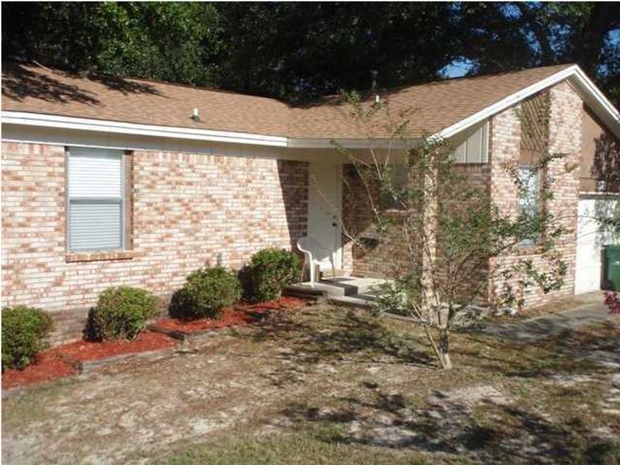 Cute home in a country setting. Spacious and open and tastefully painted in neutral colors. Enjoy the wooded back yard area from the back porch. Sorry smoking not authorized. The owner will consider a small dog with a $250.00 nonrefundable pet fee per approved pet.