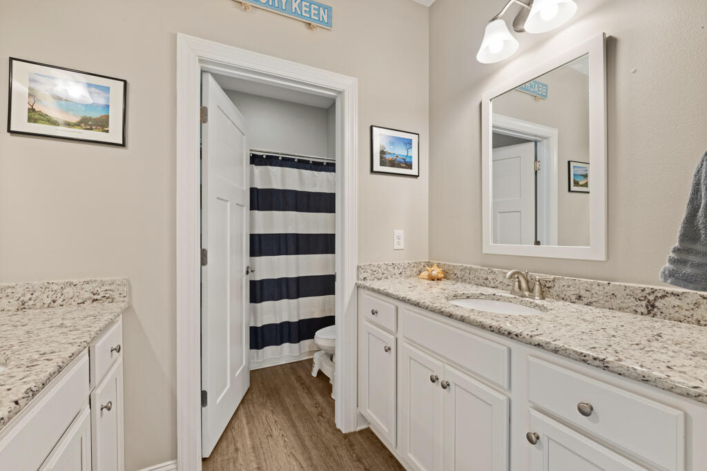 CROSS CREEK SHORES - Residential Lease