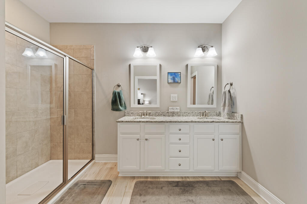 CROSS CREEK SHORES - Residential Lease