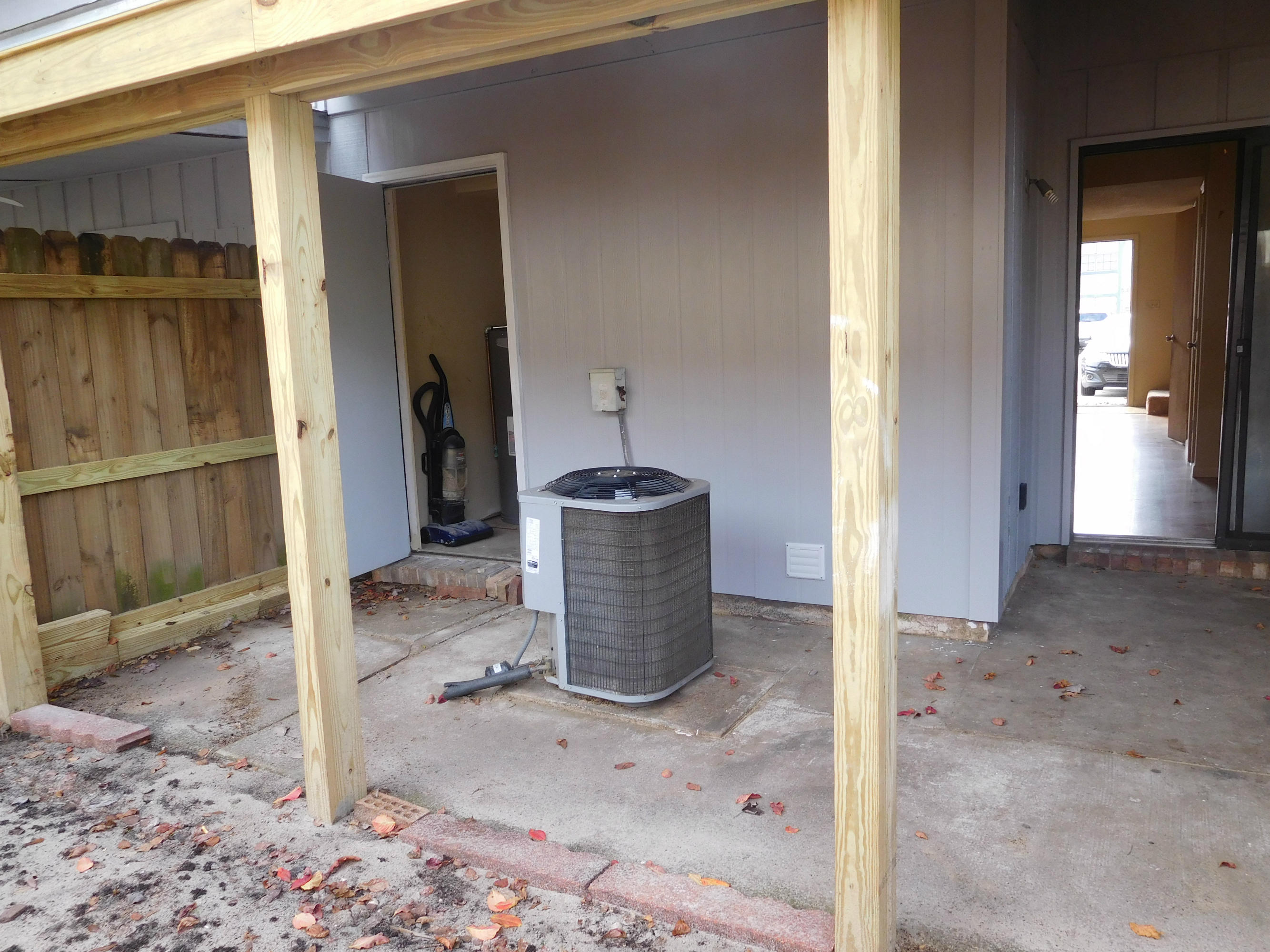 VIKING MANOR PH 1 - Residential