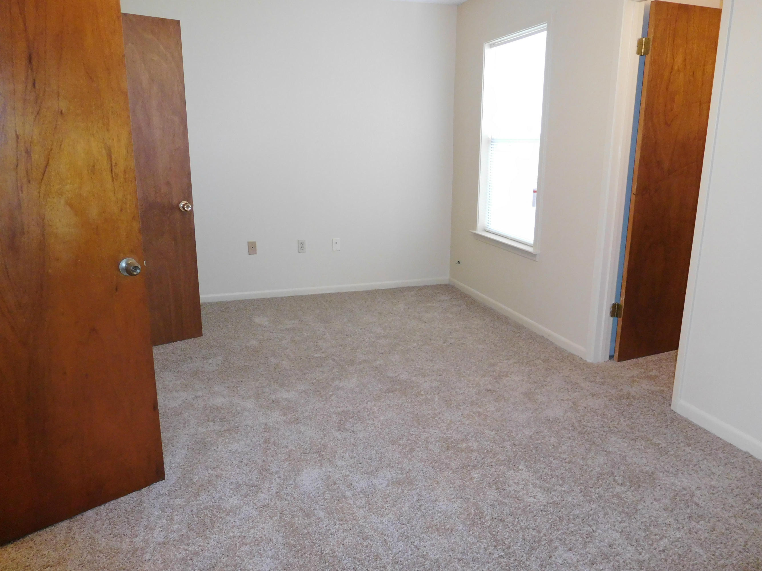 VIKING MANOR PH 1 - Residential