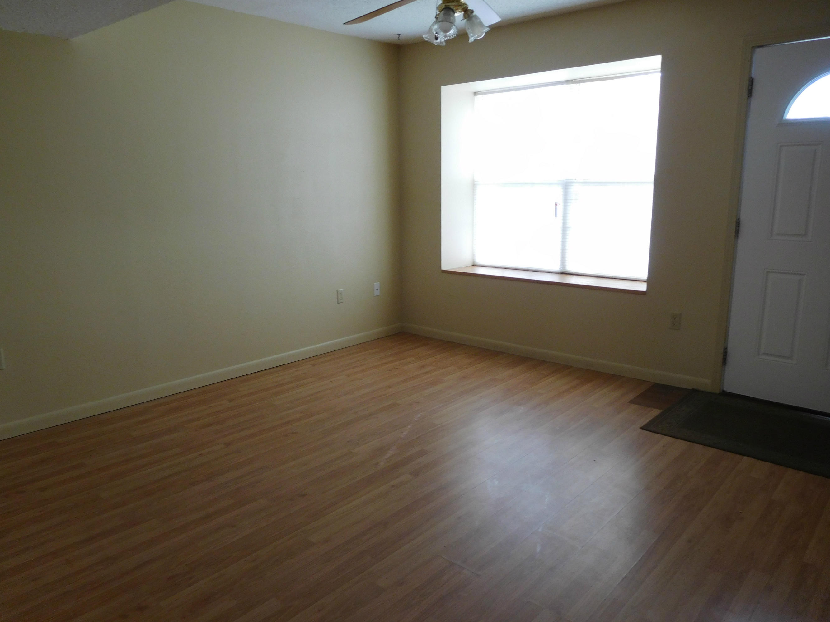 VIKING MANOR PH 1 - Residential