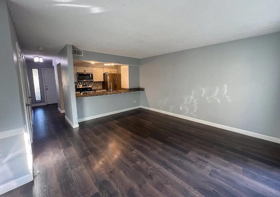 CAPE CASA T/H - Residential Lease