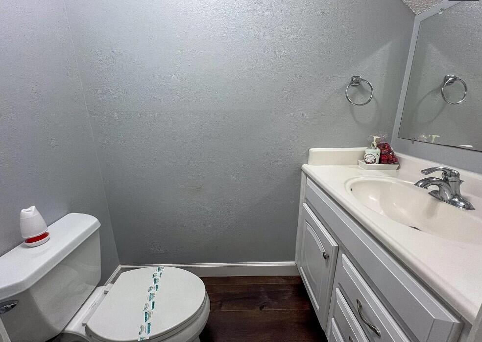 CAPE CASA T/H - Residential Lease