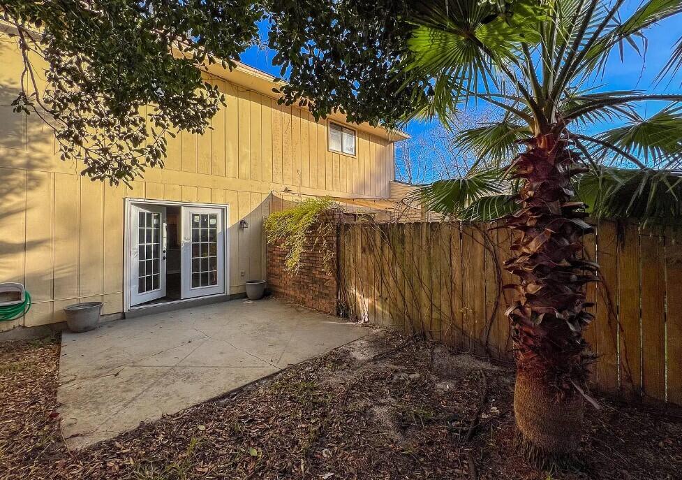 CAPE CASA T/H - Residential Lease