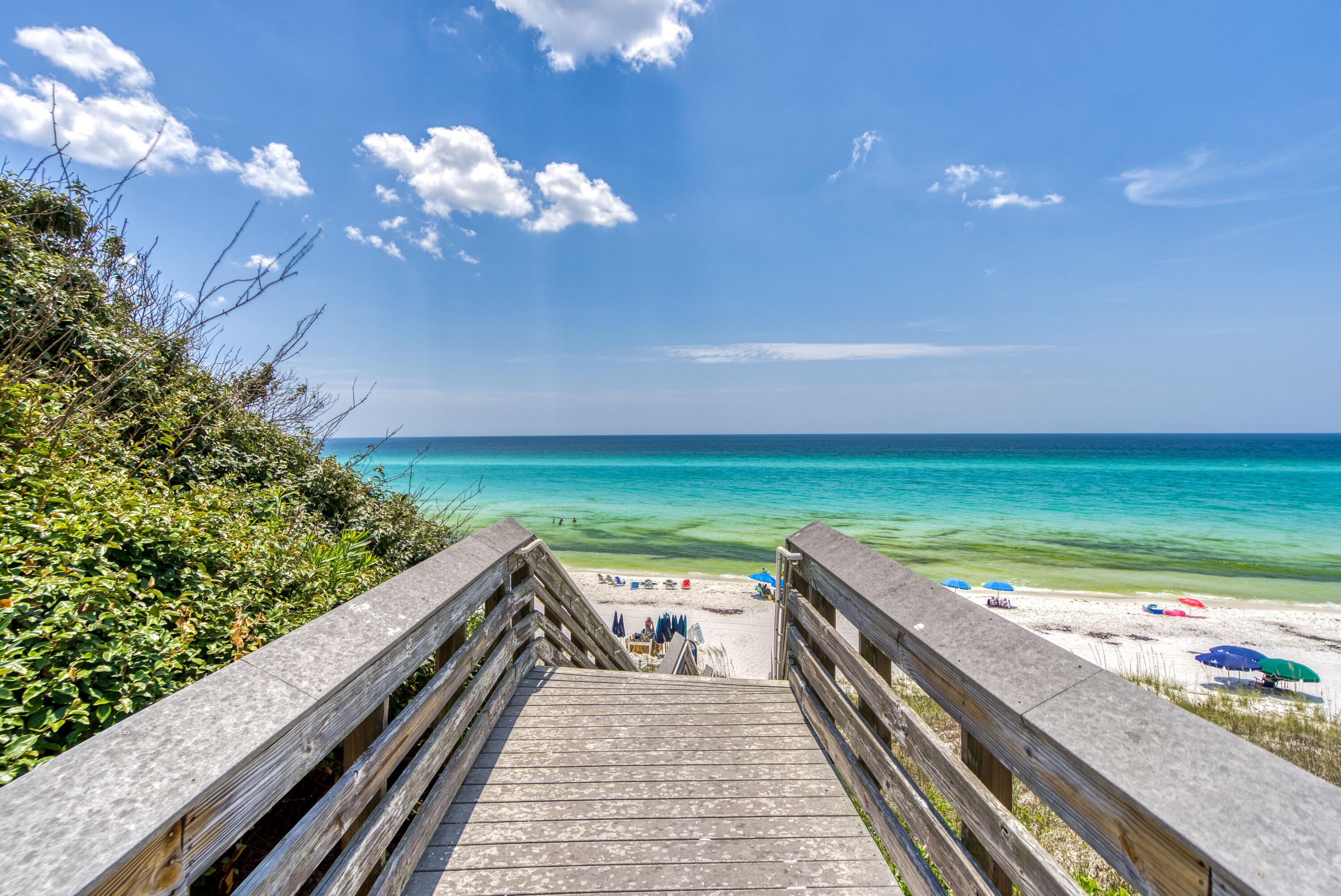SEAGROVE - Land