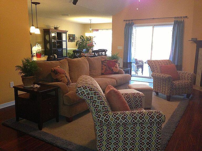 VILLA TASSO TOWN OF - Residential