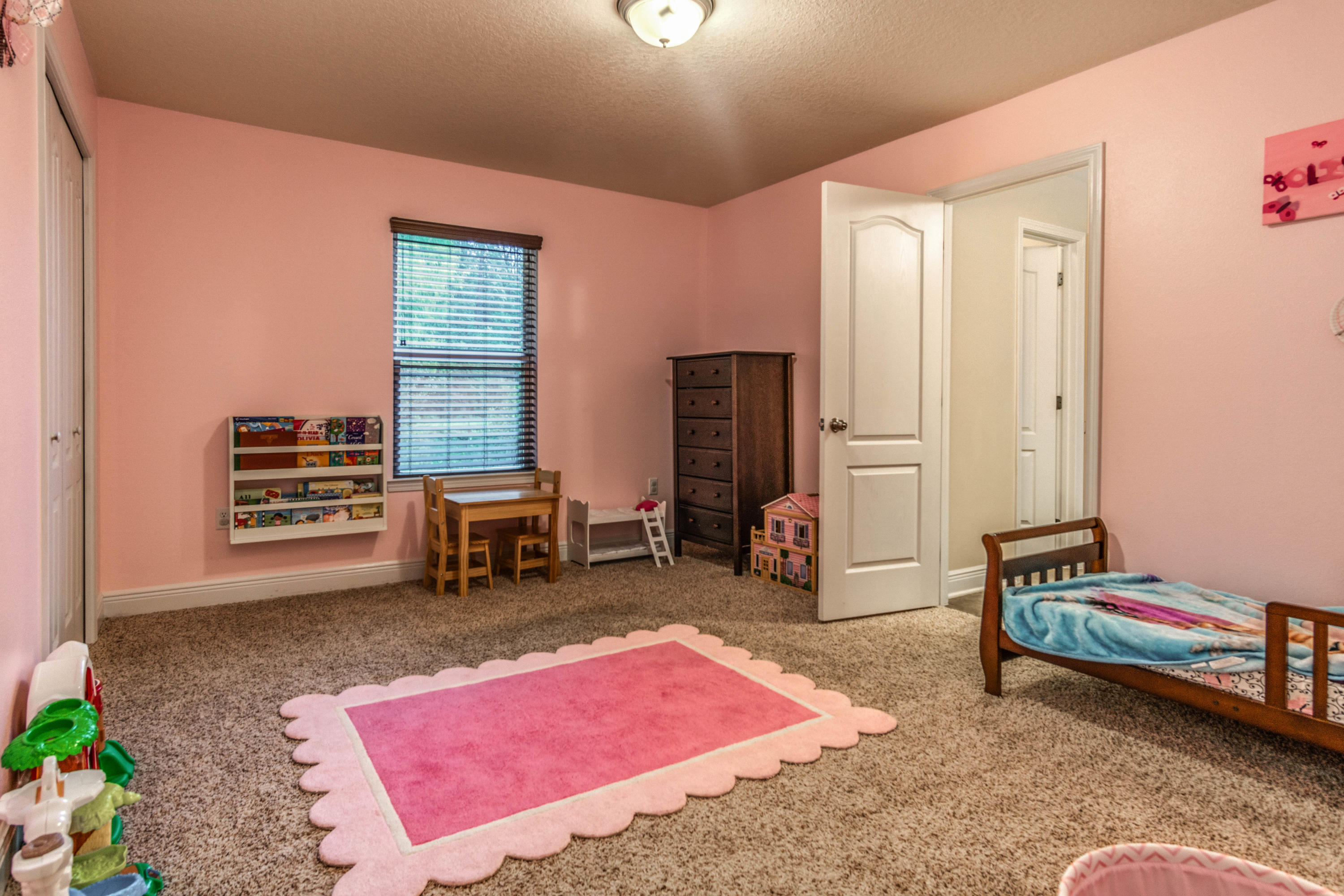 DUGGAN POND ESTATES - Residential