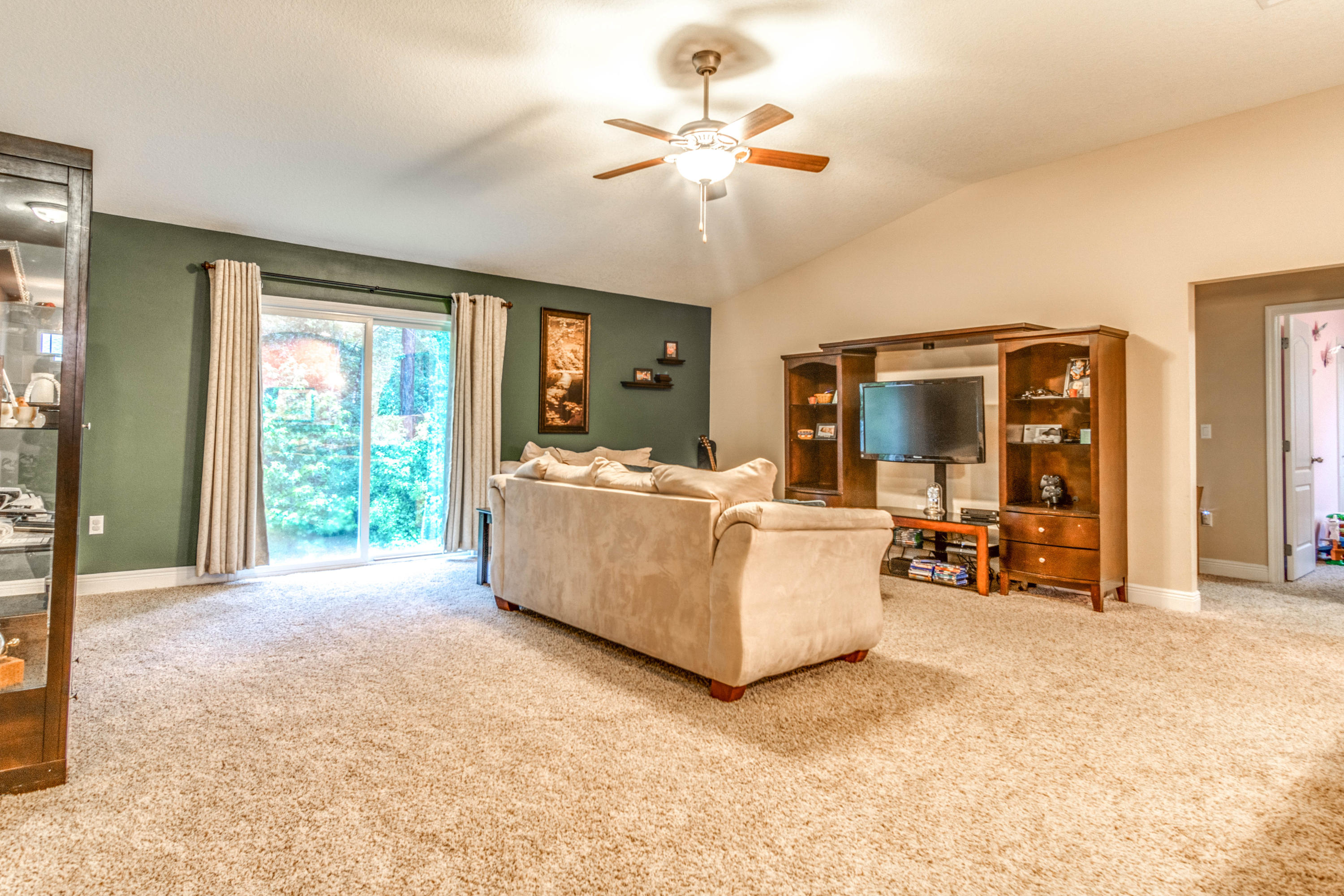 DUGGAN POND ESTATES - Residential