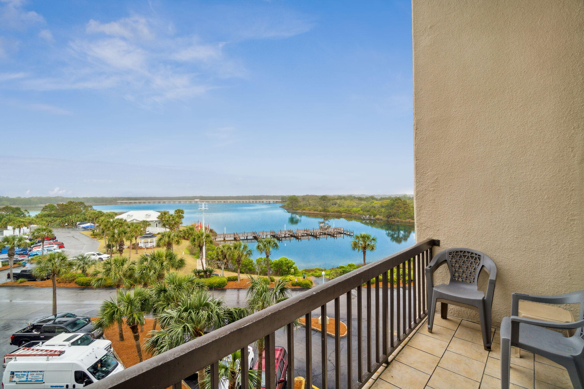 PINNACLE PORT - Residential