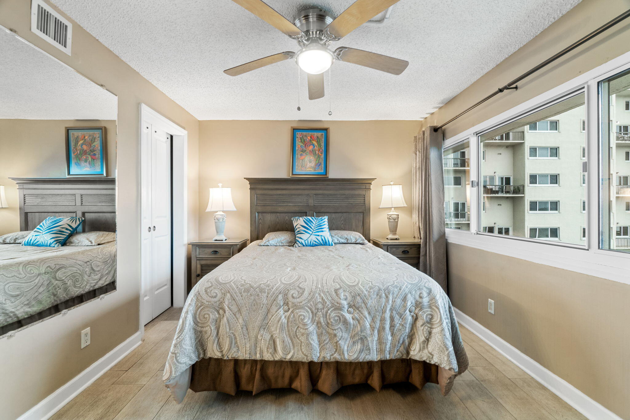 PINNACLE PORT - Residential