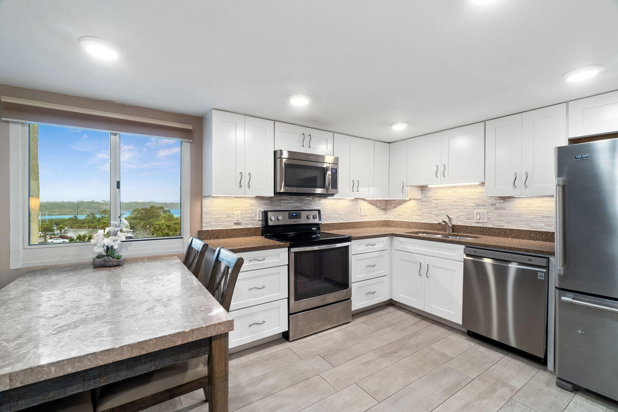 PINNACLE PORT - Residential