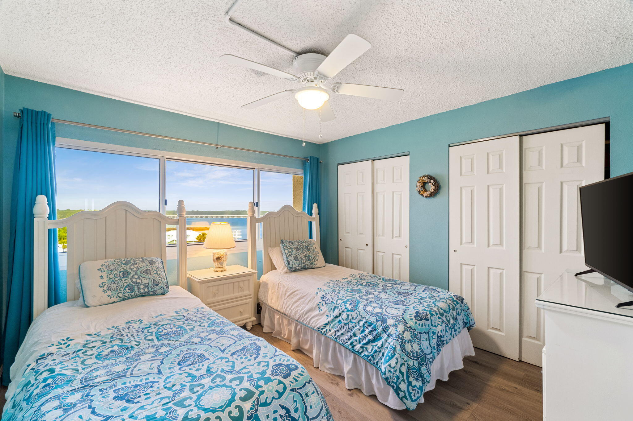 PINNACLE PORT - Residential