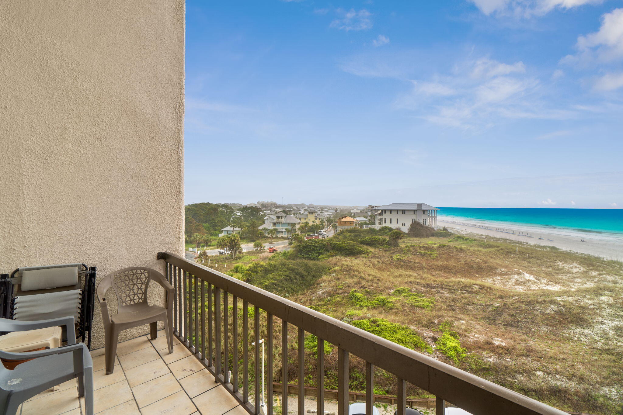 PINNACLE PORT - Residential