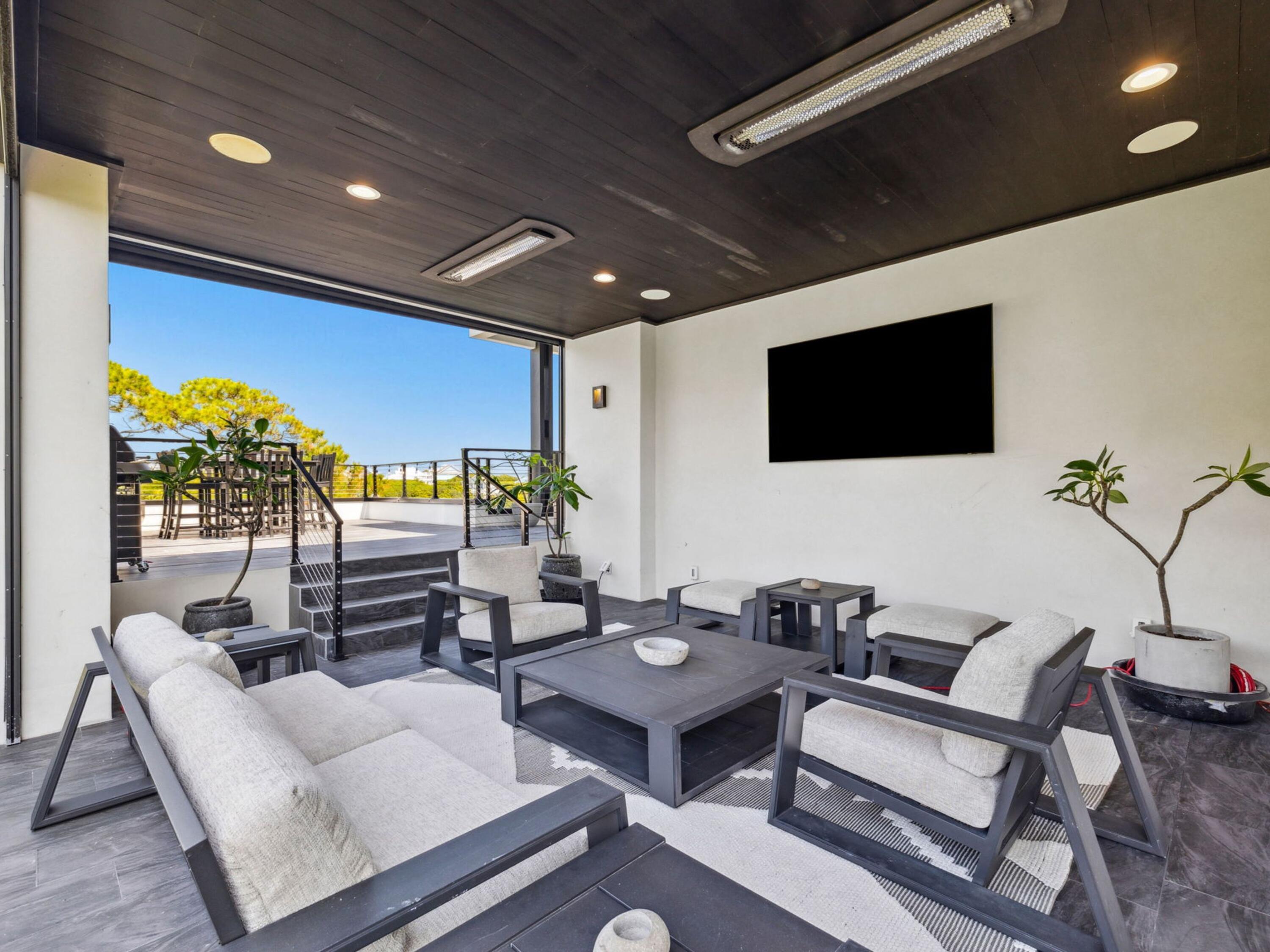 BEACH HIGHLANDS - Residential