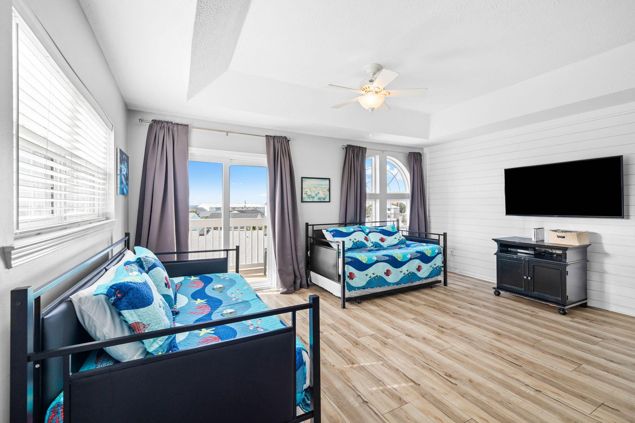The Palms - Residential