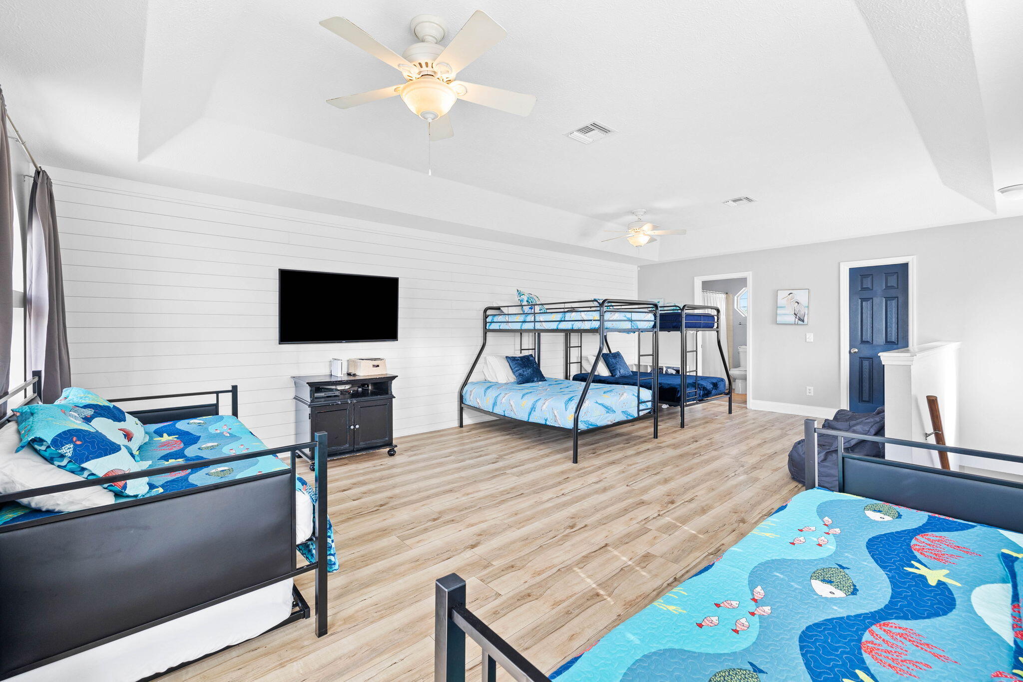 The Palms - Residential