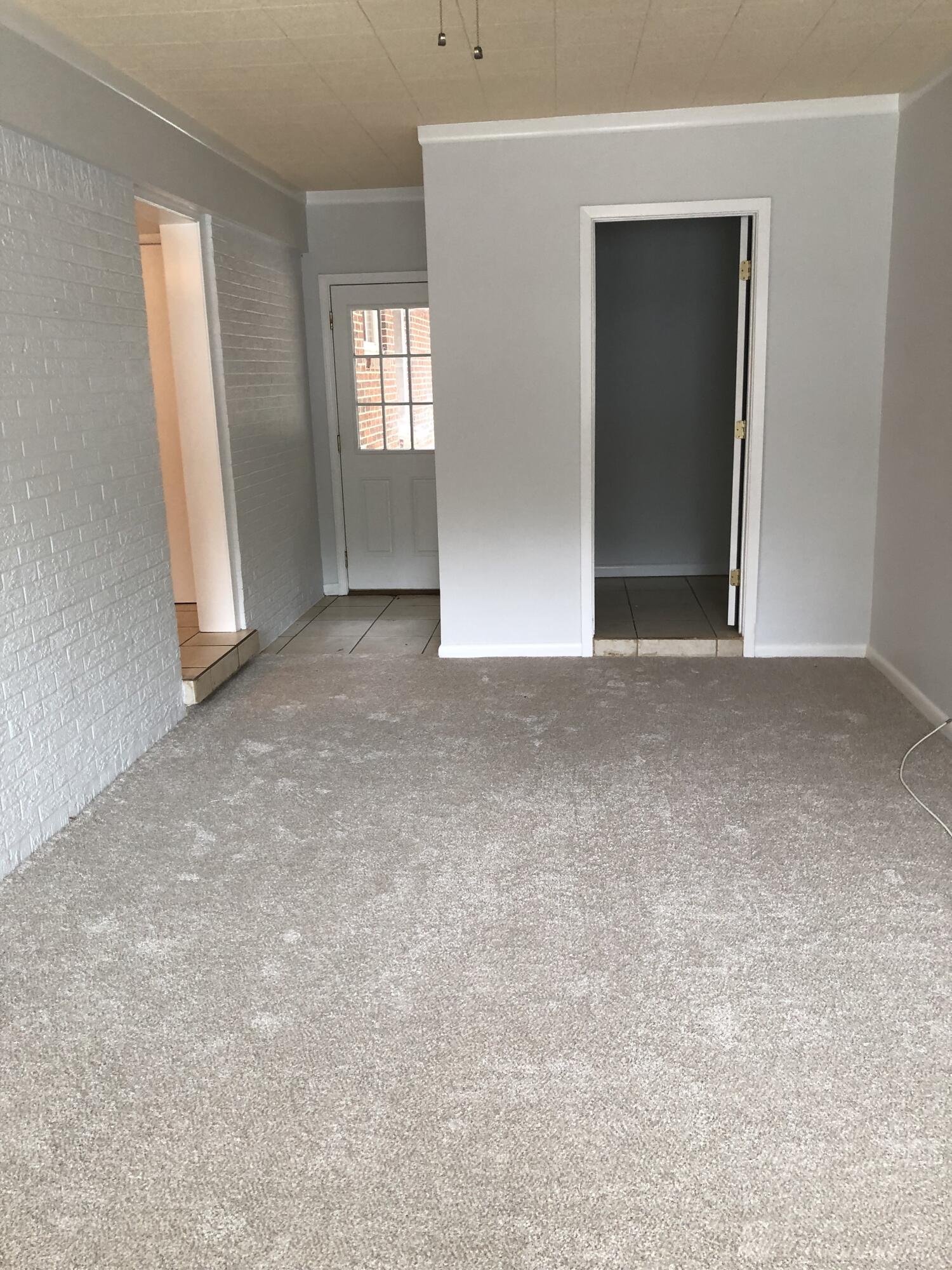 PINECREST HILLS - Residential