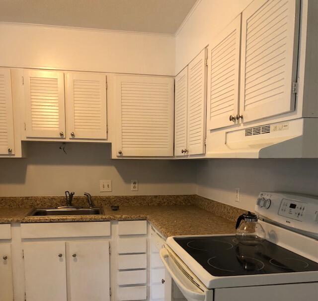 PINECREST HILLS - Residential