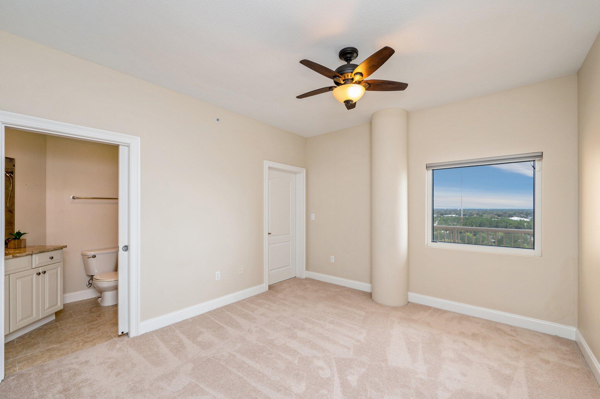 PRESIDIO YACHT CLUB - Residential