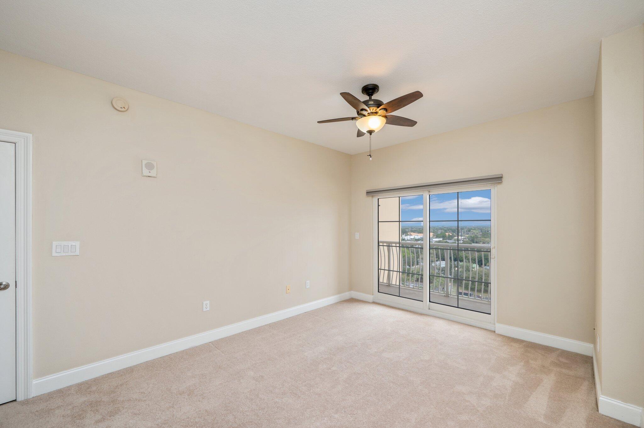 PRESIDIO YACHT CLUB - Residential