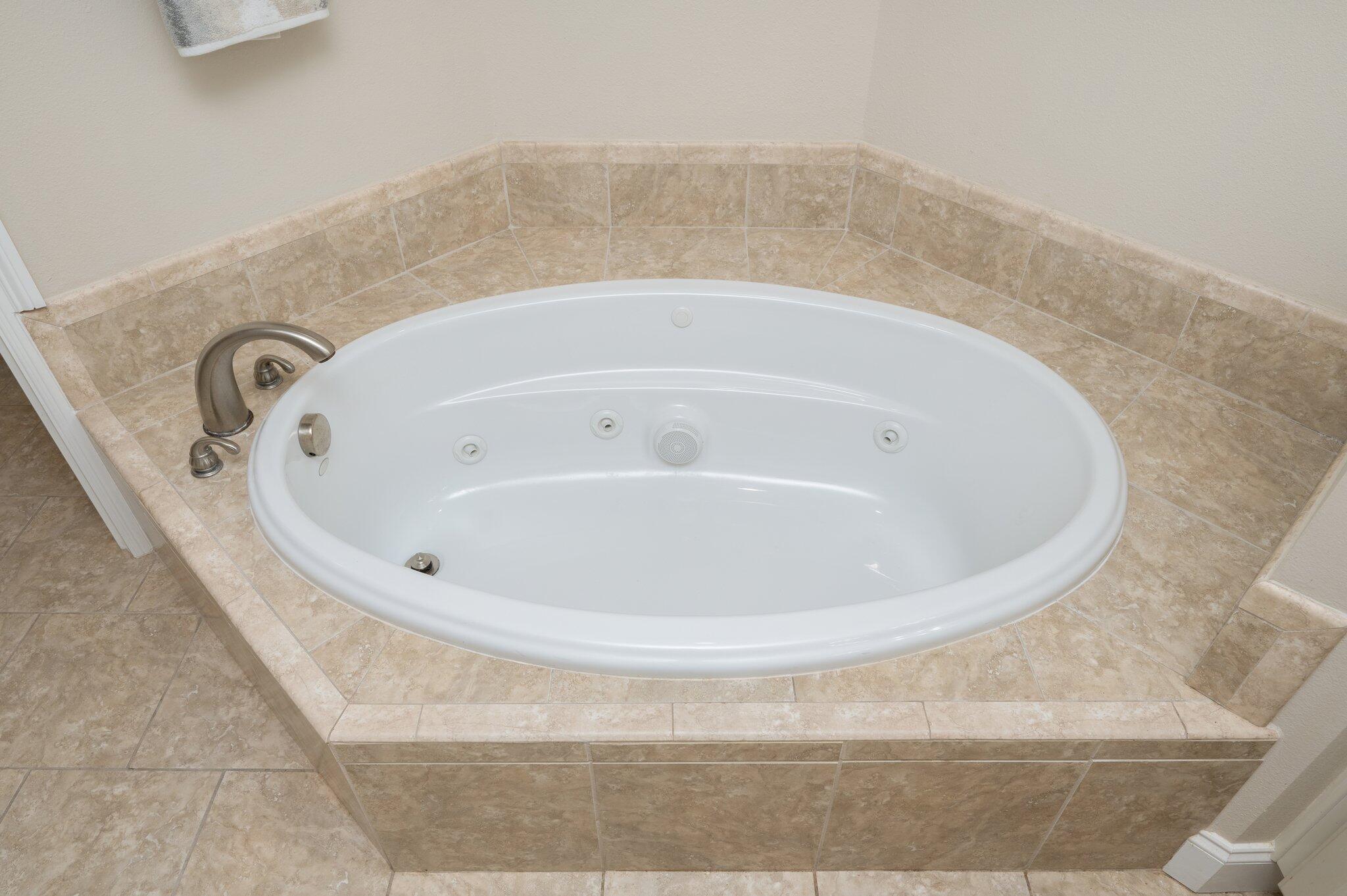 PRESIDIO YACHT CLUB - Residential