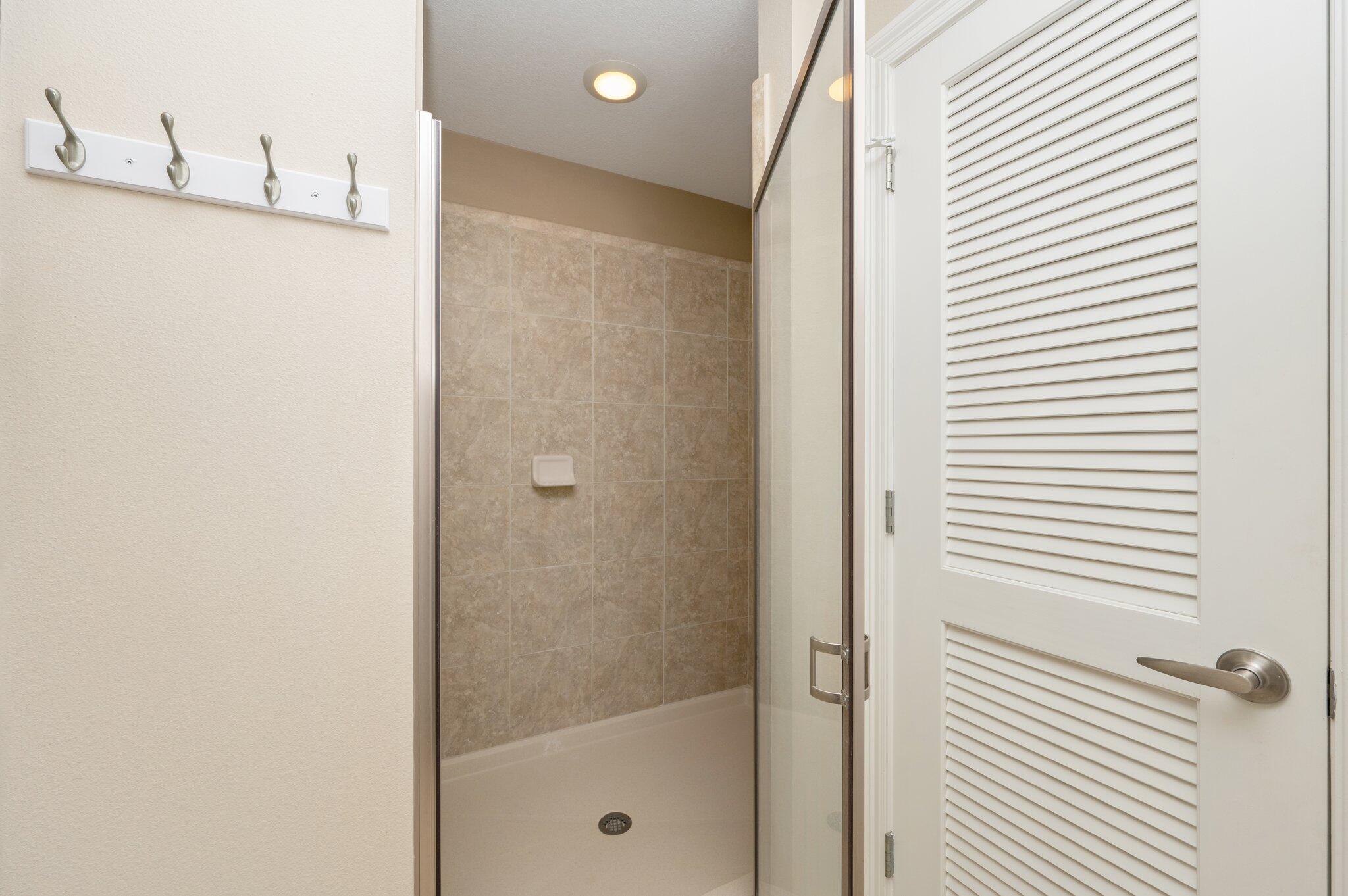 PRESIDIO YACHT CLUB - Residential