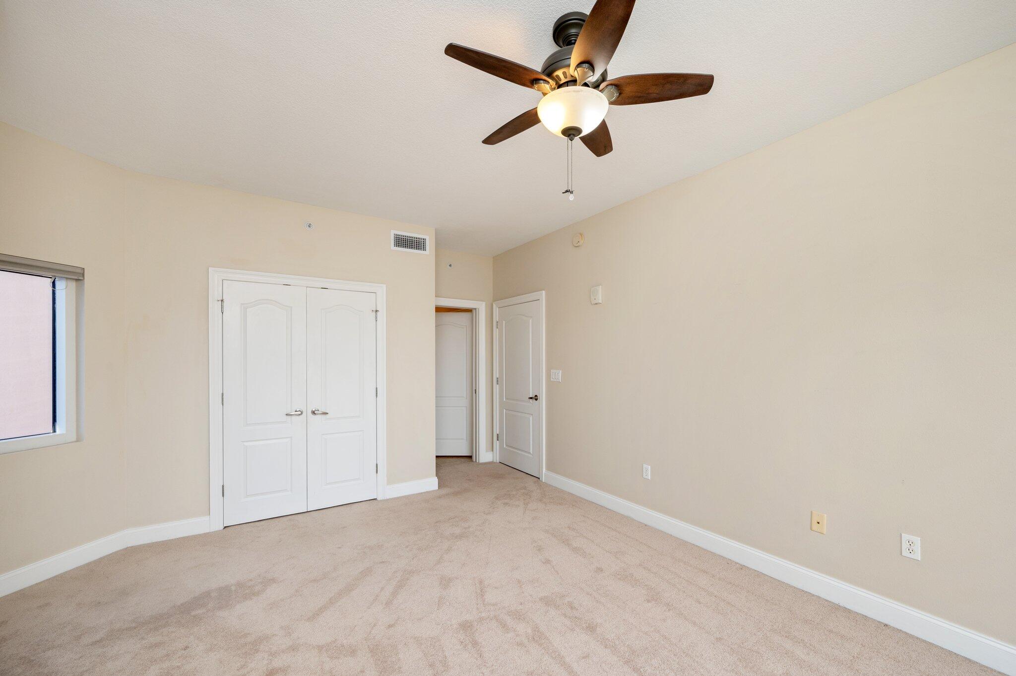 PRESIDIO YACHT CLUB - Residential