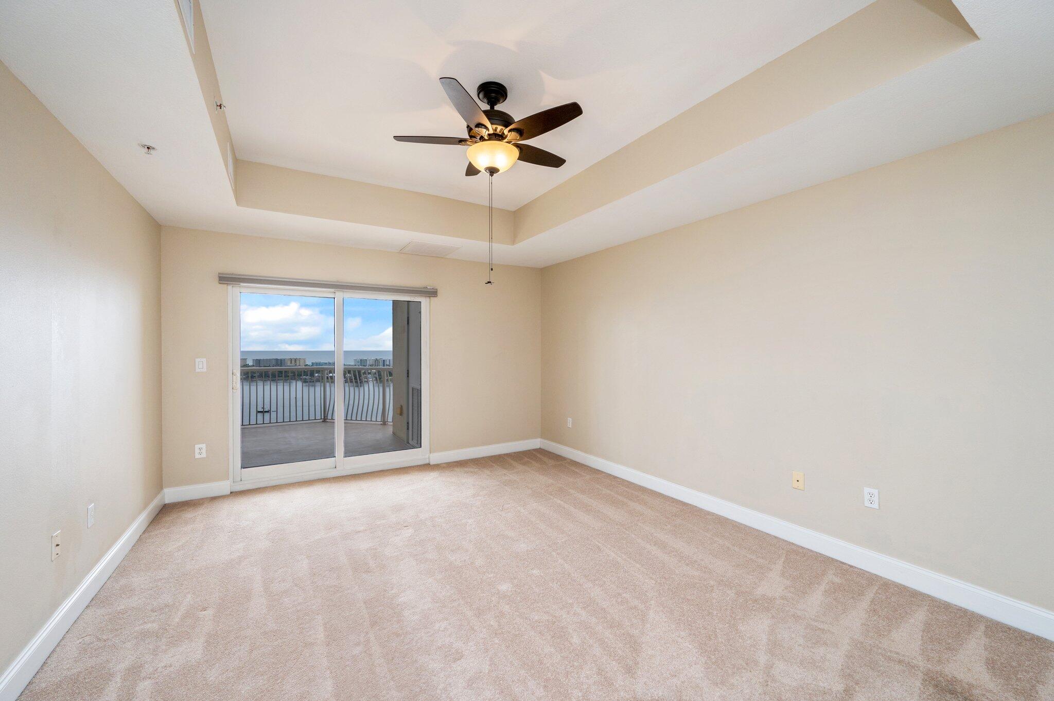 PRESIDIO YACHT CLUB - Residential