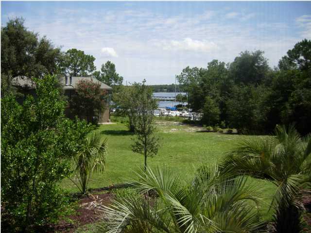 ROCKY BAYOU T/H - Residential Lease