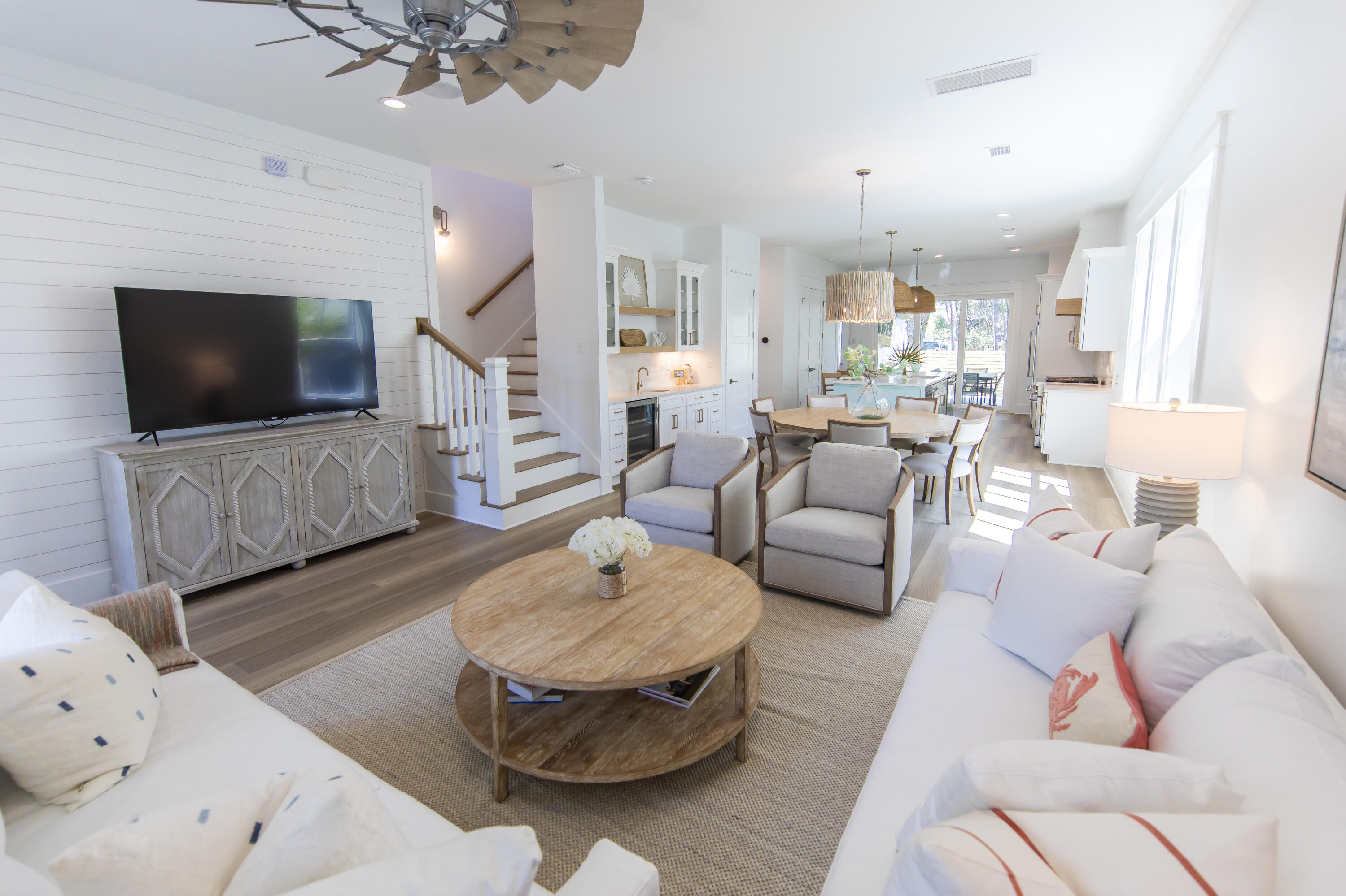 WHITES GULFVIEW ESTATES - Residential