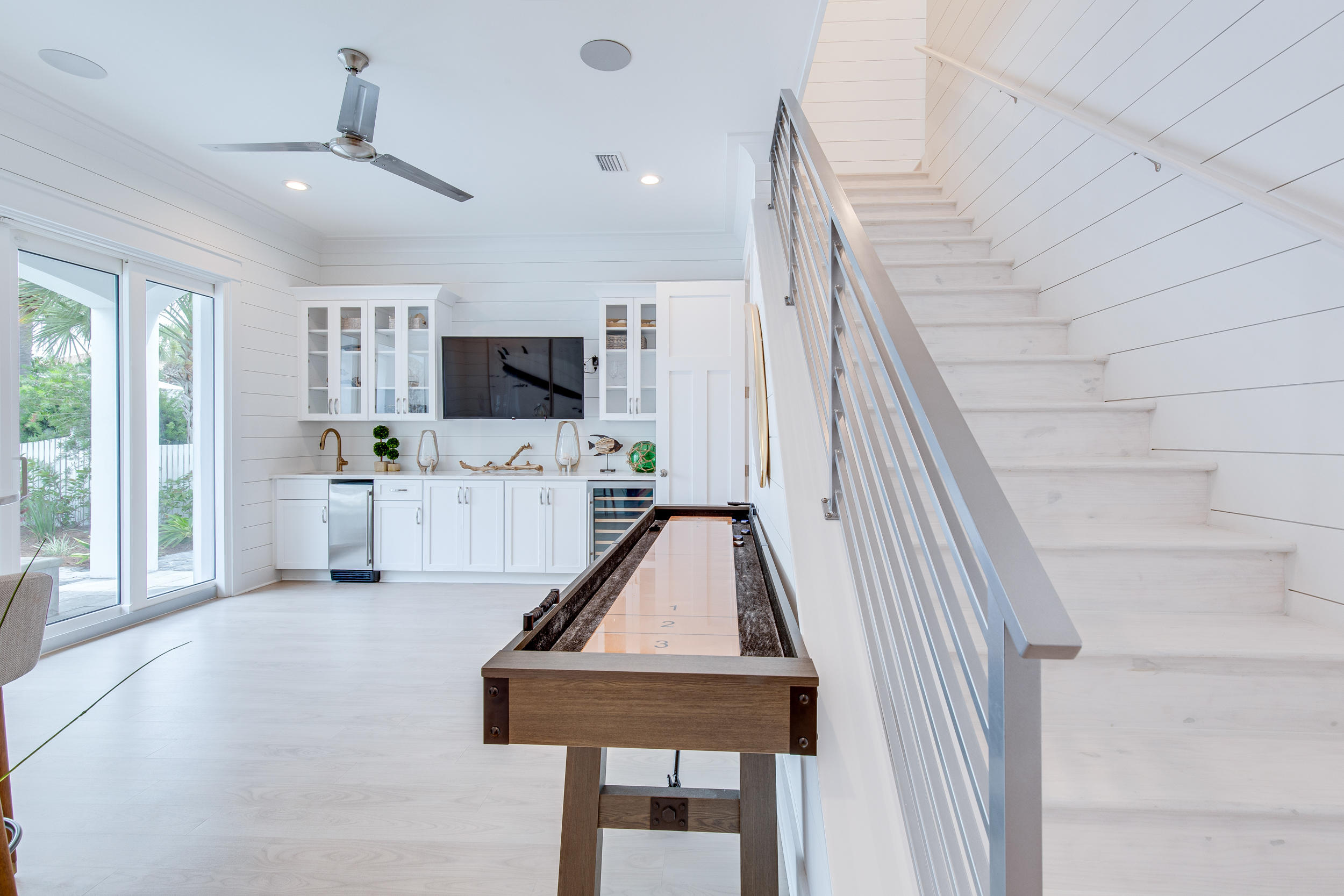 FRANGISTA BEACH 1ST ADDN - Residential