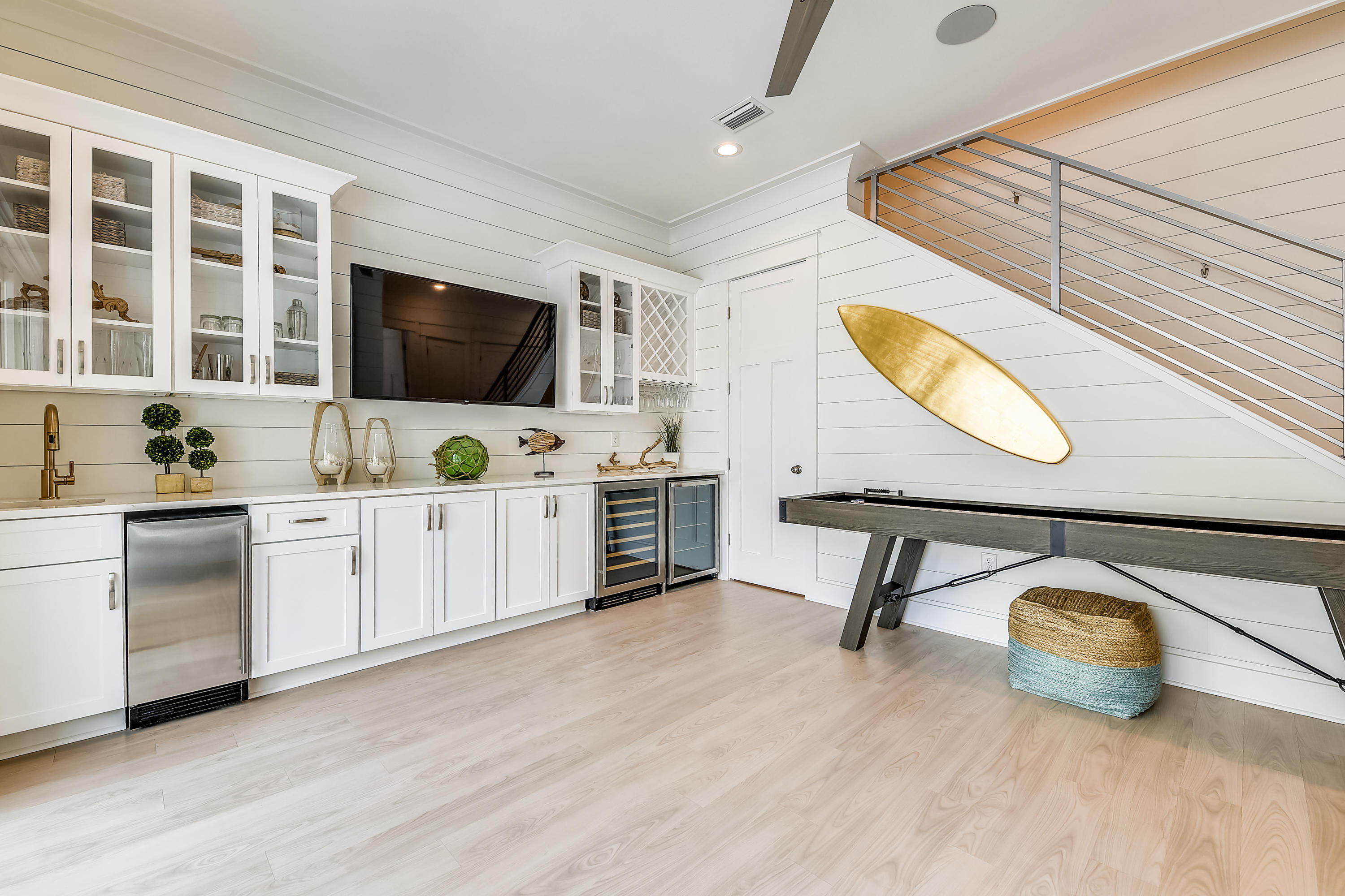 FRANGISTA BEACH 1ST ADDN - Residential