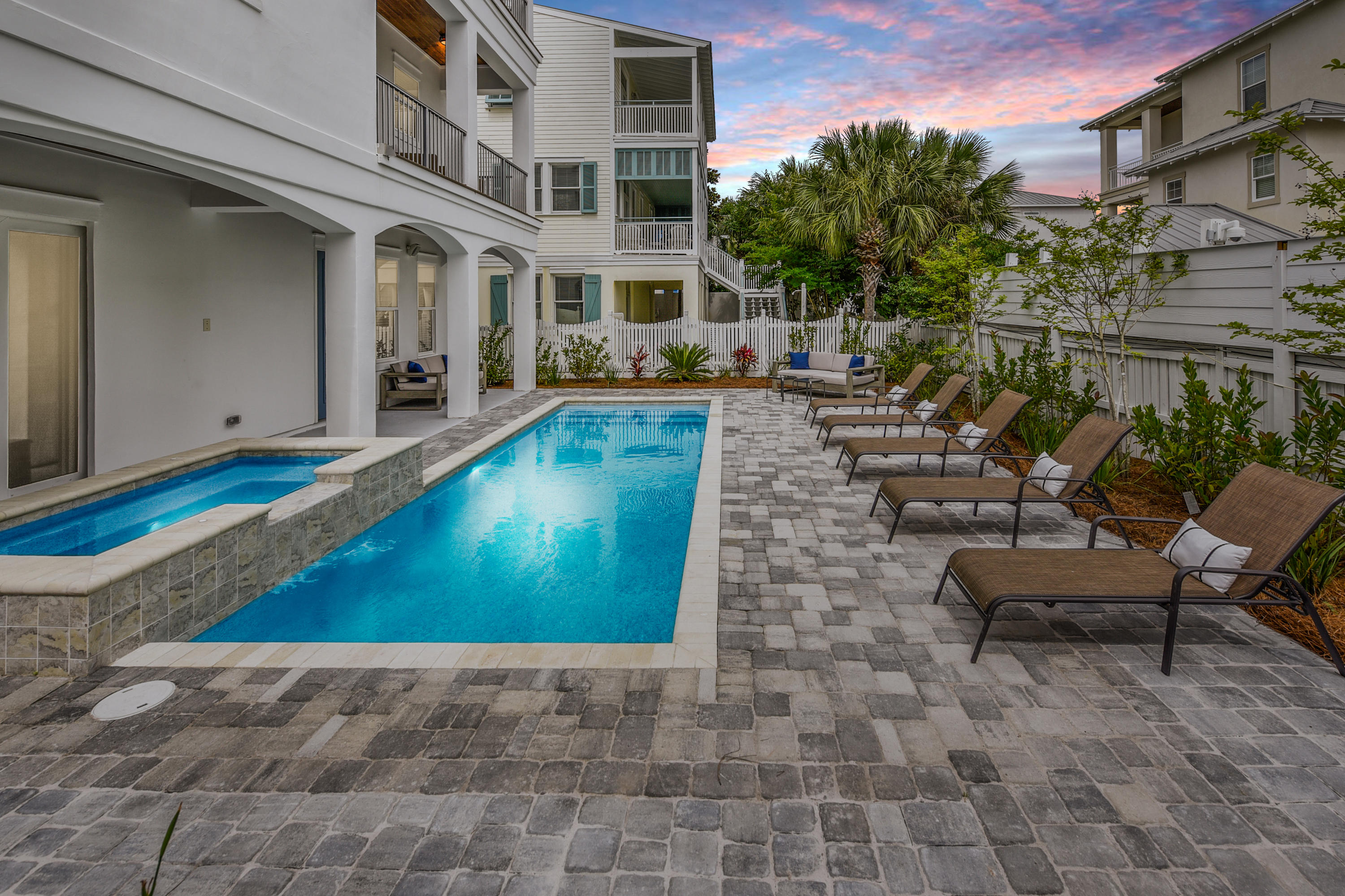 FRANGISTA BEACH 1ST ADDN - Residential