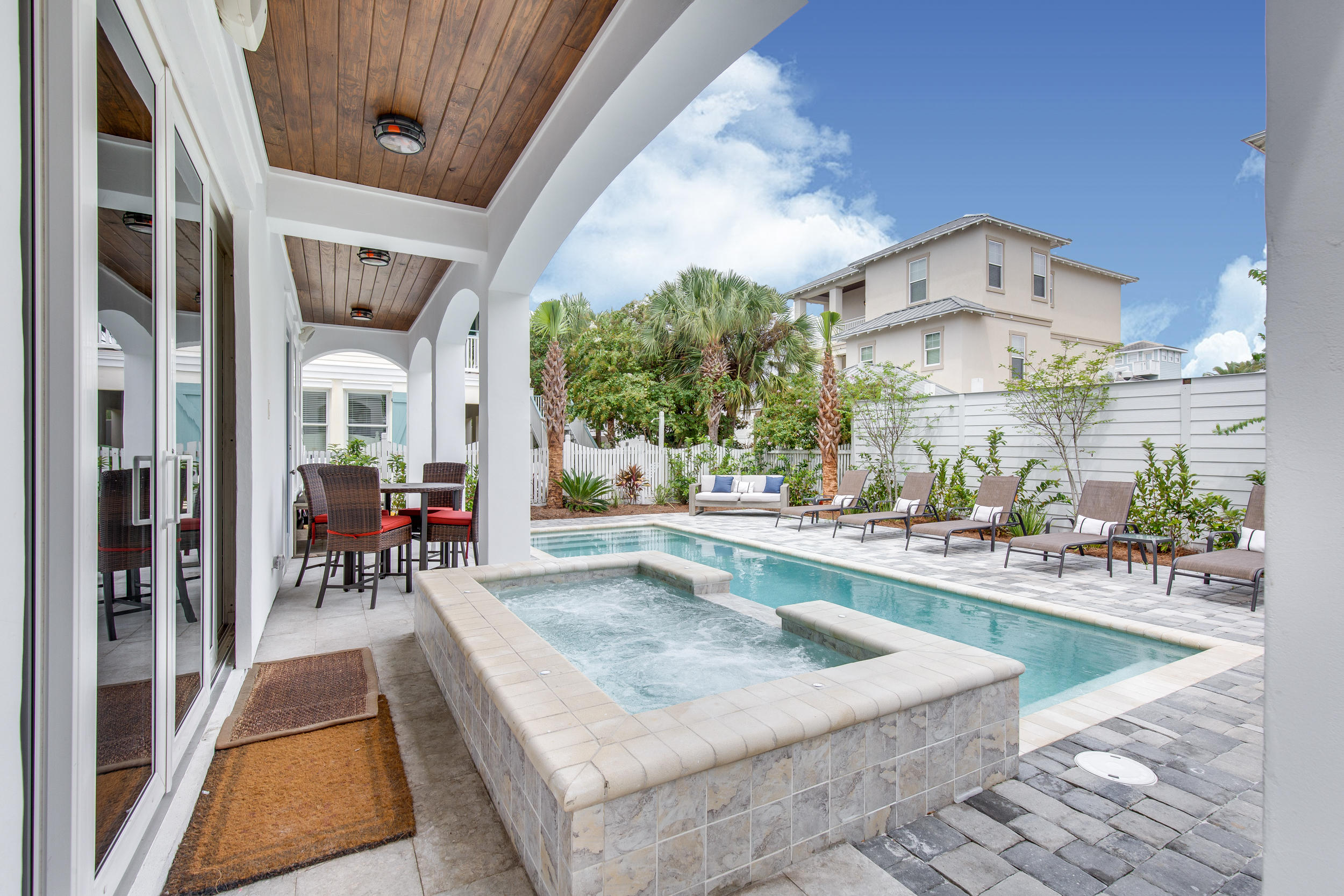 FRANGISTA BEACH 1ST ADDN - Residential