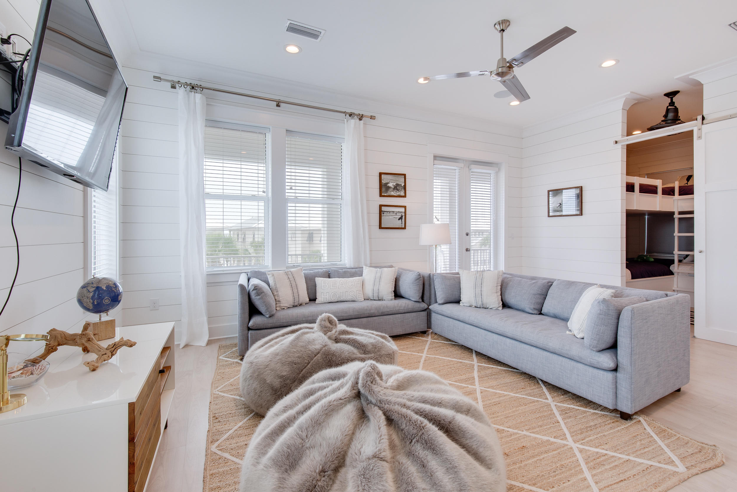 FRANGISTA BEACH 1ST ADDN - Residential
