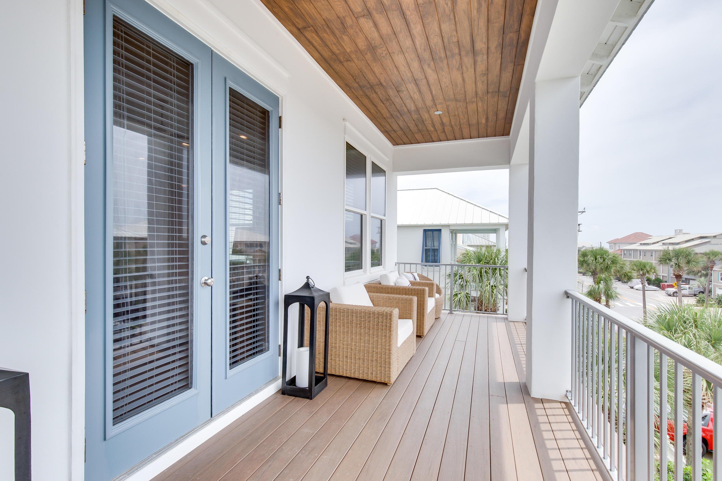 FRANGISTA BEACH 1ST ADDN - Residential