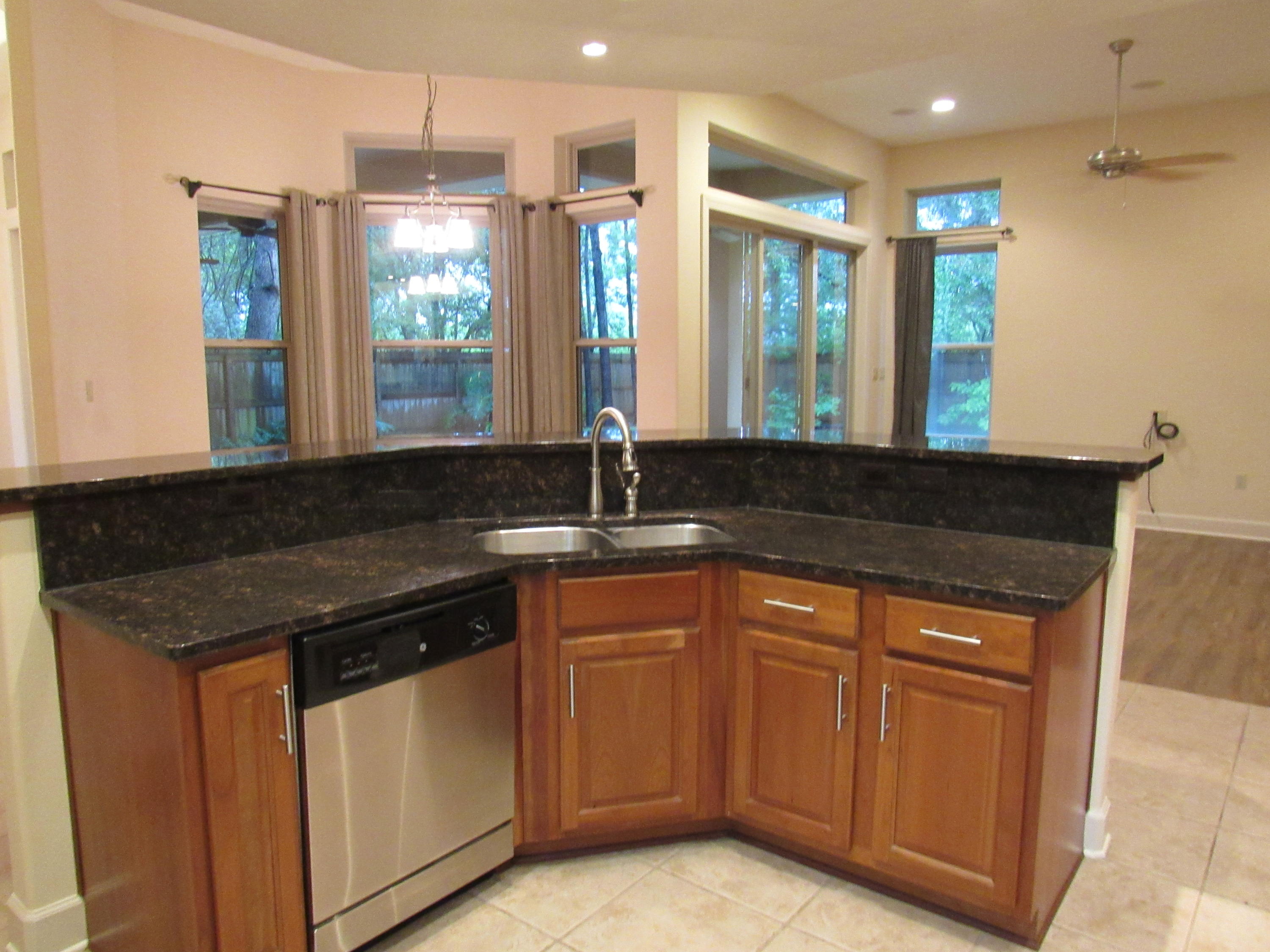 CHARDONNAY ESTATES - Residential