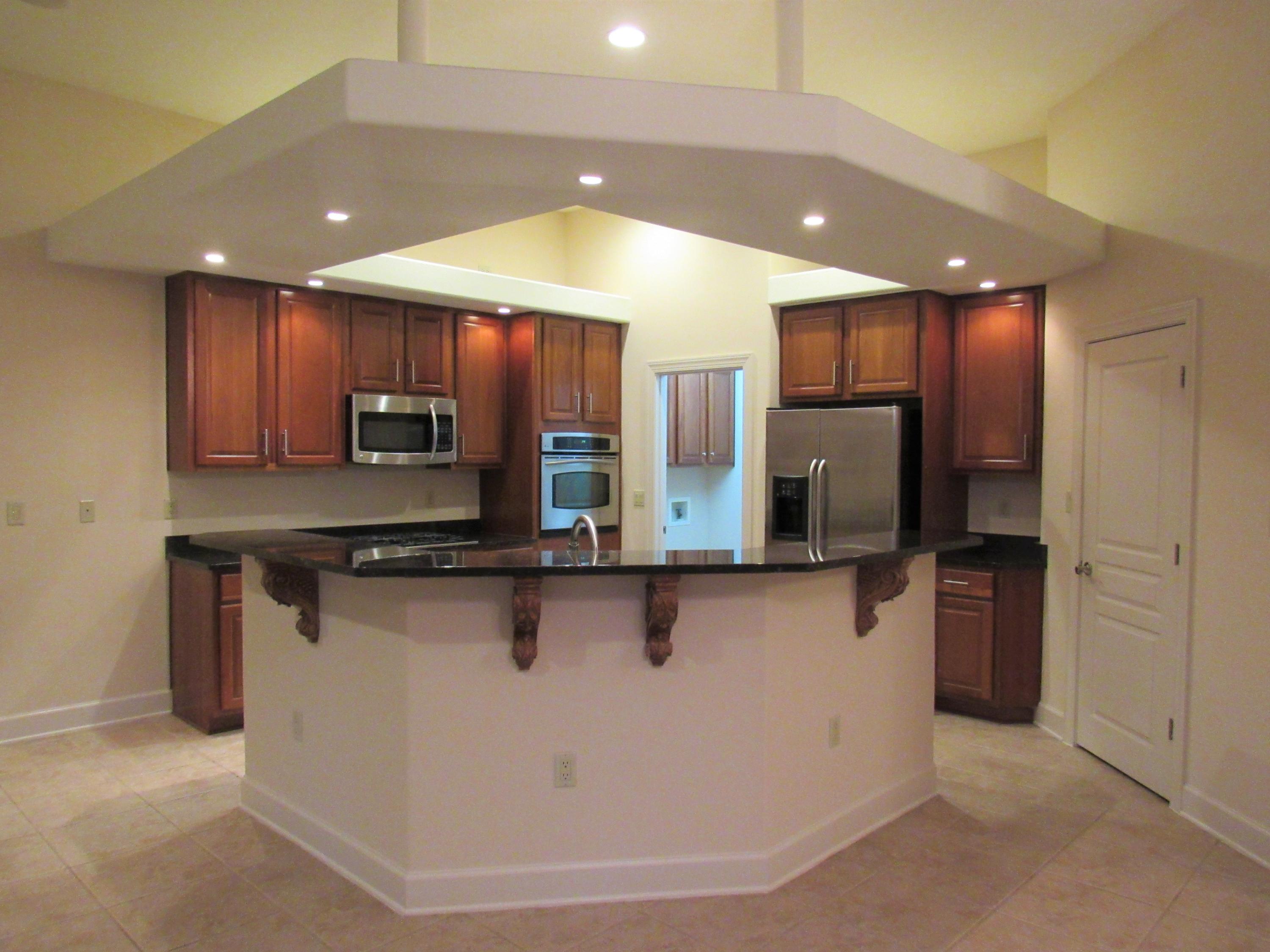 CHARDONNAY ESTATES - Residential