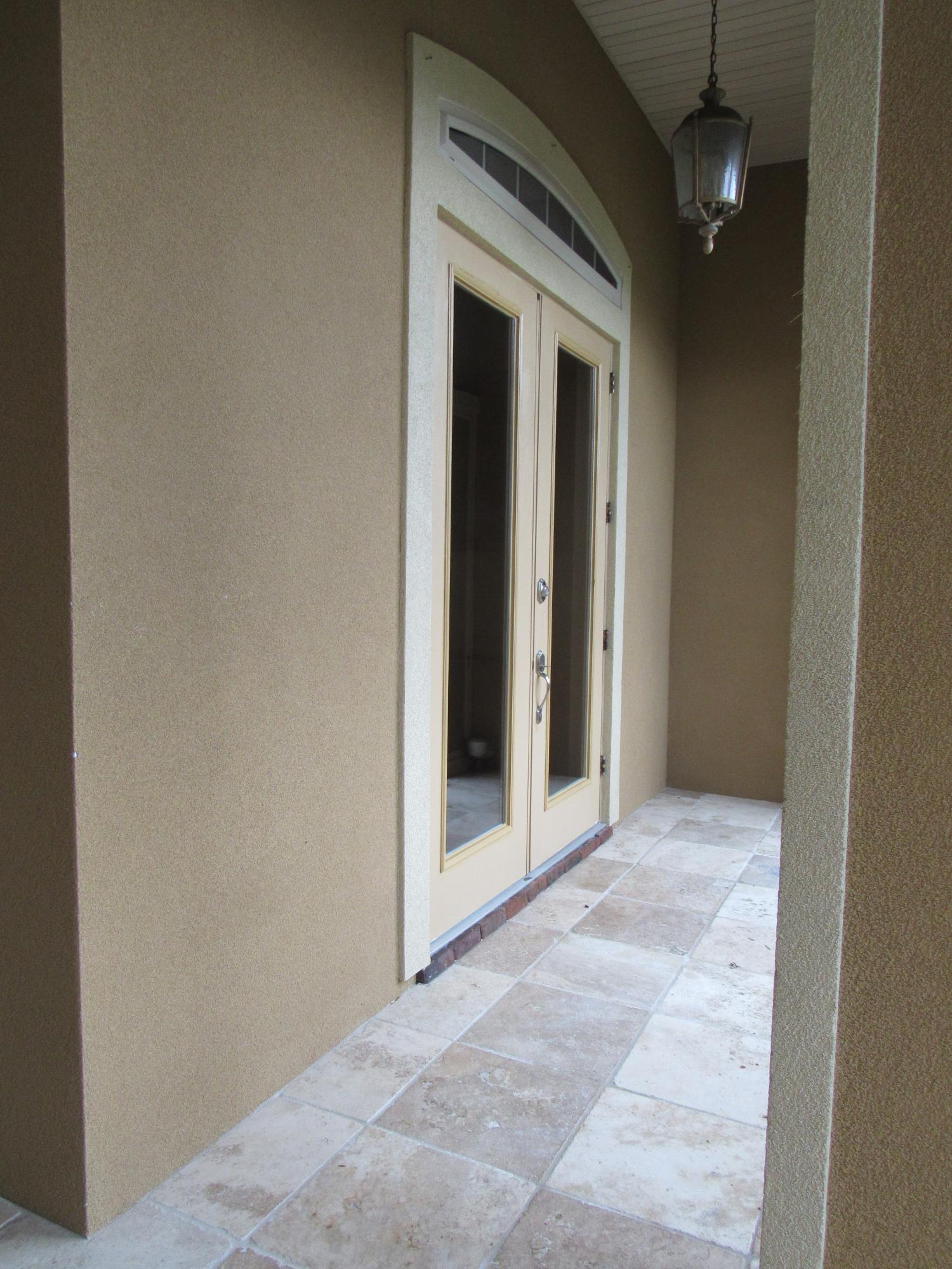 CHARDONNAY ESTATES - Residential